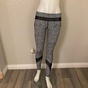 Lululemon Inspire Tight Size 6